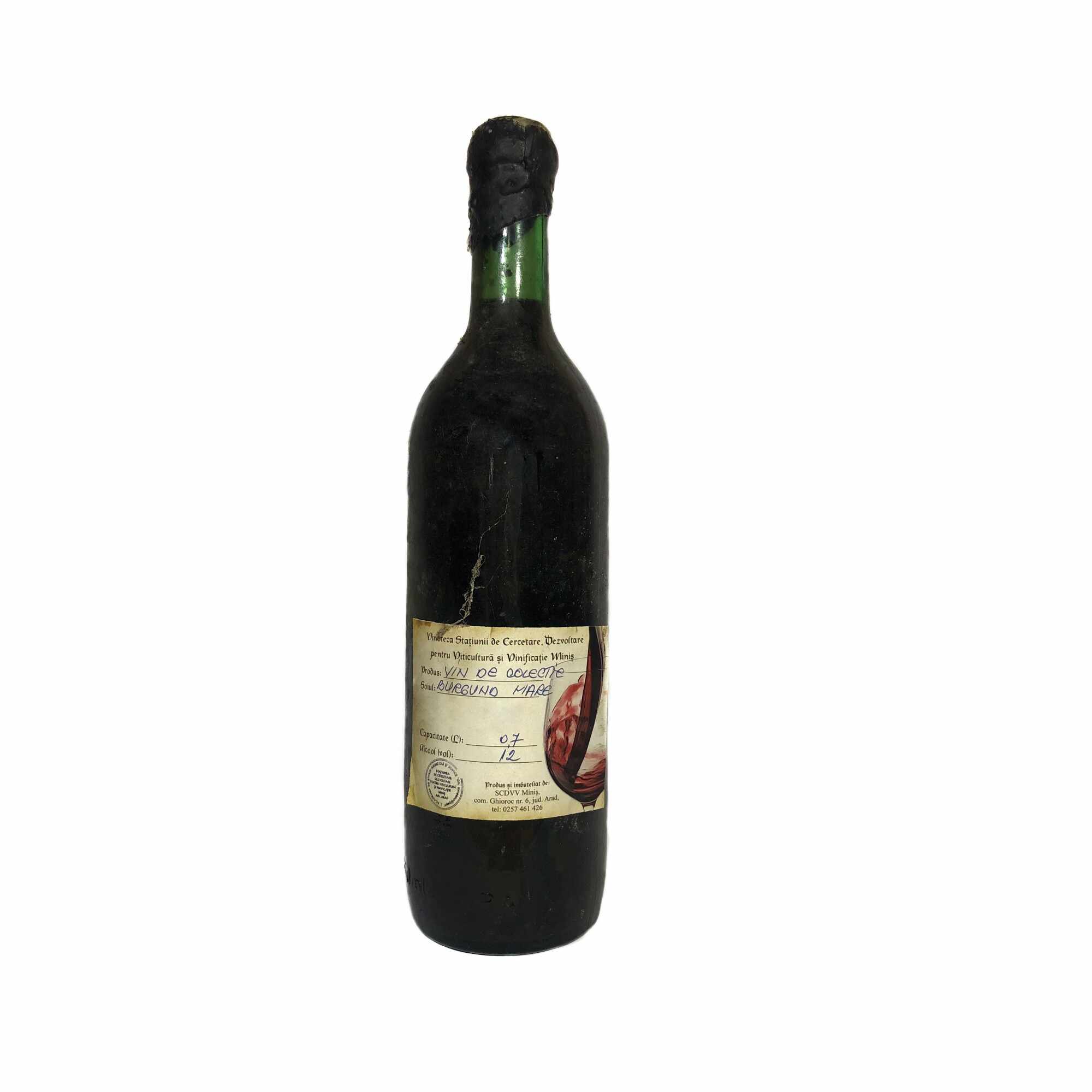 Vin rosu de colectie Burgund - Anul 1993 in cutie de lemn, 700 ml